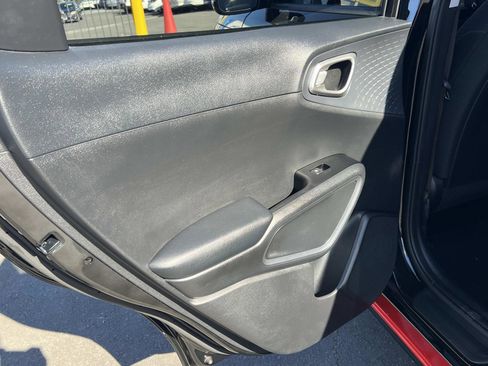 Used 2021 Kia Soul GT-Line image 21