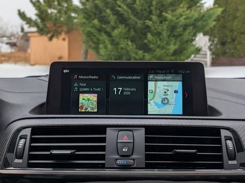 Used 2018 BMW M2 image 18