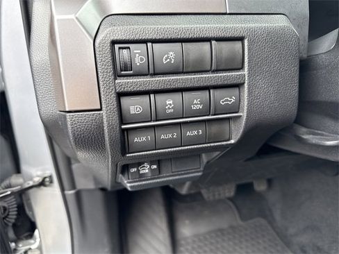 Used 2024 Toyota Tacoma TRD Off-Road w/ TRD Off Road Premium Package image 19