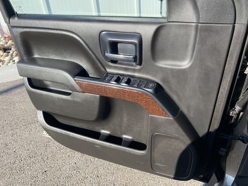 Used 2014 GMC Sierra 1500 SLE w/ SLE Value Package image 17