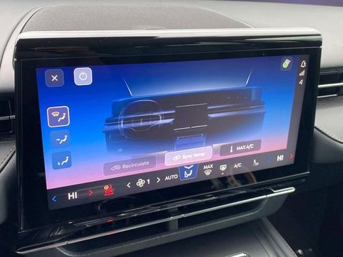 New 2026 Lincoln Nautilus Reserve image 23