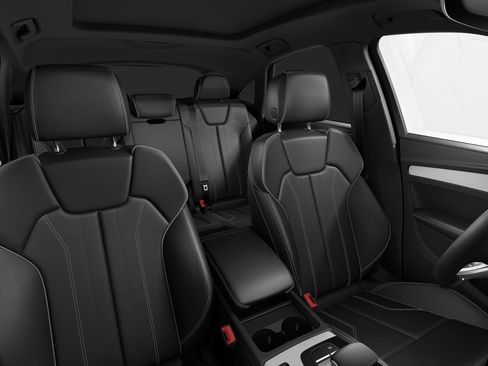 Certified 2025 Audi Q5 2.0T Premium Plus w/ Premium Plus Package AWD/4WD image 5