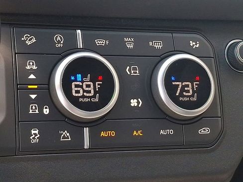 Certified 2025 Land Rover Defender 110 S AWD/4WD image 21