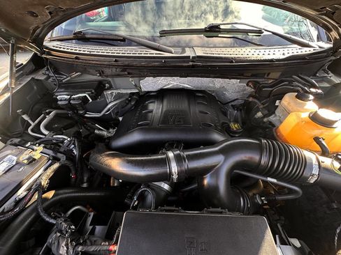 Used 2013 Ford F150 XLT w/ Luxury Equipment Group image 15