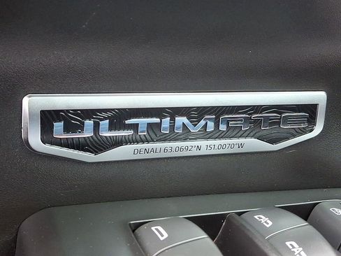 Used 2023 GMC Sierra 1500 Denali Ultimate image 31