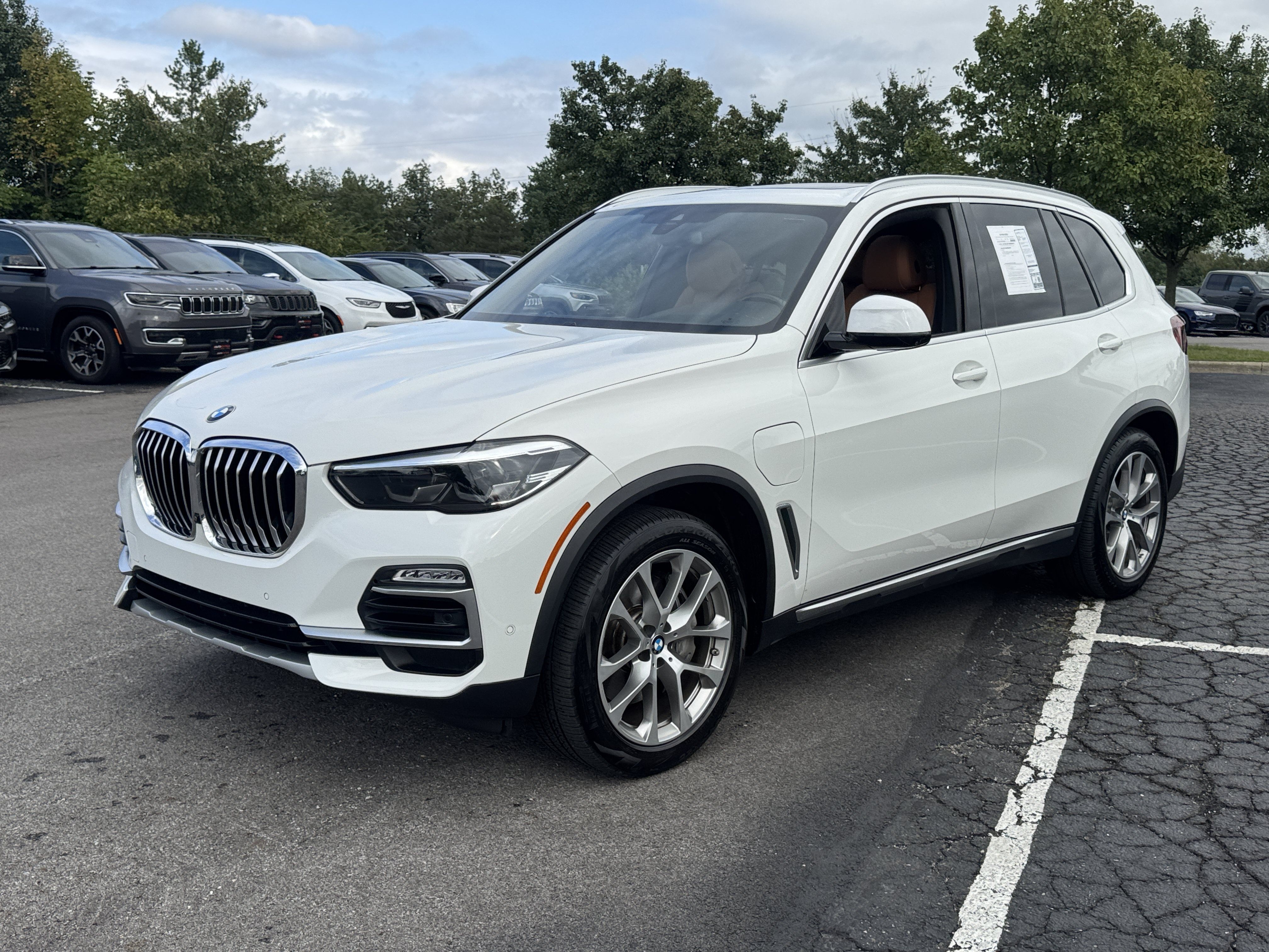 Used 2021 BMW X5 xDrive45e w/ Premium Package 3 AWD/4WD image 7