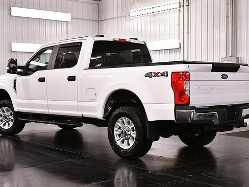 Used 2020 Ford F250 XL w/ STX Appearance Package AWD/4WD image 5