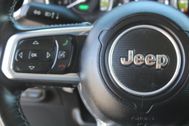 Used 2023 Jeep Wrangler Unlimited Sahara w/ Cold Weather Group AWD/4WD image 18
