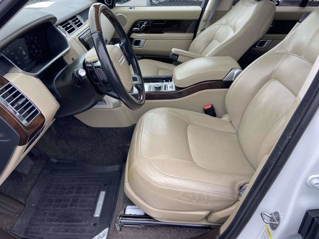 Used 2019 Land Rover Range Rover Supercharged AWD/4WD image 18