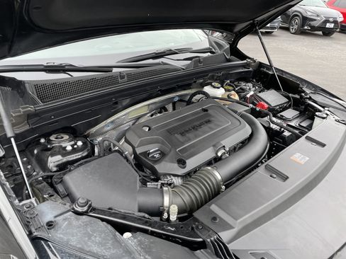 Used 2023 Buick Envision Essence w/ Technology Package I image 39