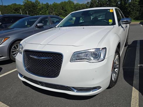 Used 2016 Chrysler 300 C w/ Safetytec Plus Group RWD image 3