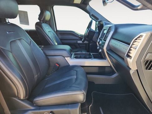 Used 2020 Ford F250 Platinum w/ FX4 Off-Road Package image 15