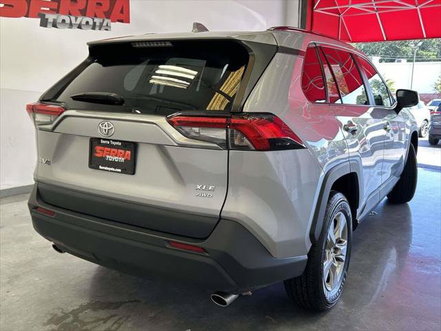Certified 2025 Toyota RAV4 XLE AWD/4WD image 3