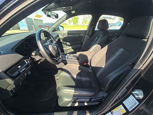 Used 2023 Honda Civic Sport image 13