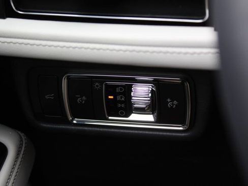 New 2026 Lincoln Aviator Reserve image 19