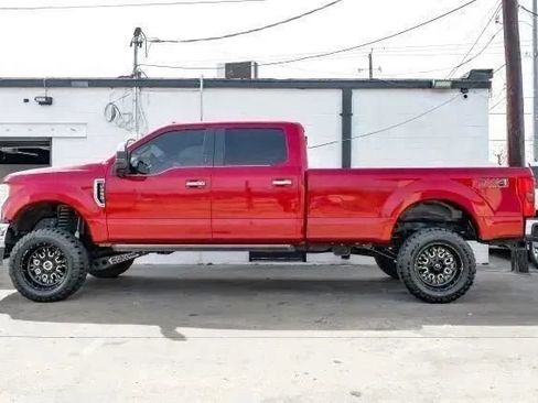 Used 2017 Ford F250 Platinum w/ Platinum Ultimate Package AWD/4WD image 16