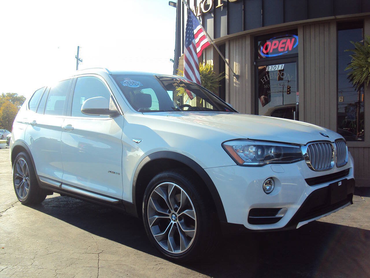 Used 2016 BMW X3 xDrive28i AWD/4WD image 3