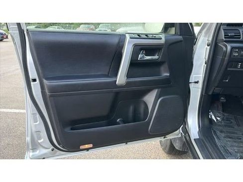 Certified 2024 Toyota 4Runner SR5 AWD/4WD image 13
