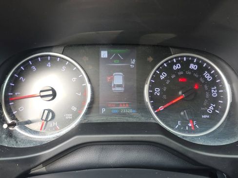 Used 2022 Toyota RAV4 LE image 20