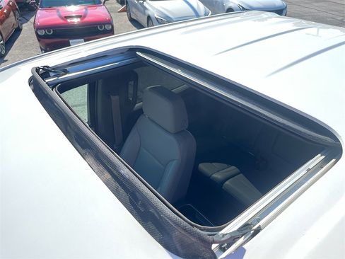 Used 2023 GMC Sierra 1500 SLT w/ SLT Premium Package image 23