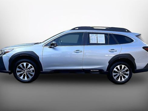 Used 2025 Subaru Outback Limited AWD/4WD image 5