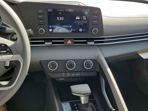 New 2026 Hyundai Elantra SE image 11