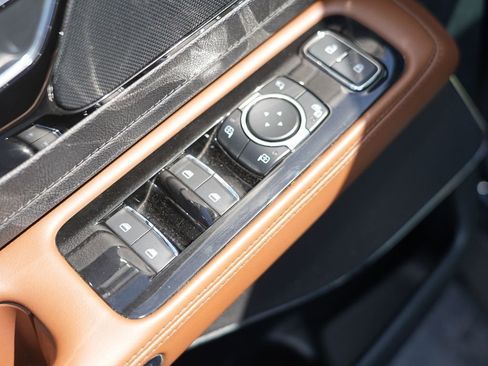 Used 2023 Lincoln Aviator Reserve w/ Equipment Group 201A AWD/4WD image 16