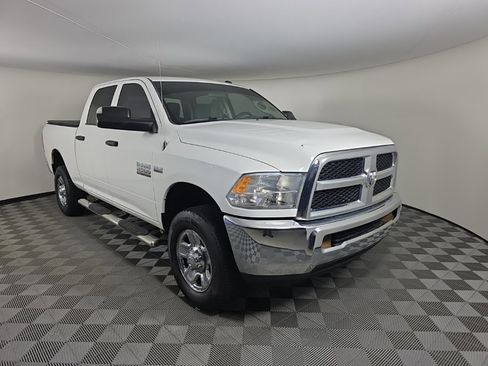 Used 2017 RAM 2500 Tradesman w/ Chrome Appearance Group image 7