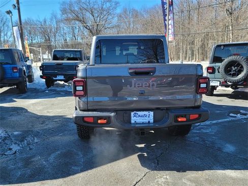 New 2026 Jeep Gladiator Mojave image 9