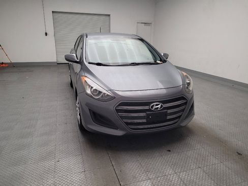 Used 2016 Hyundai Elantra GT FWD image 14