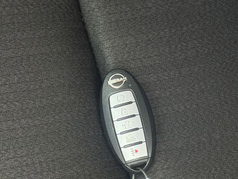 Used 2025 Nissan Altima 2.5 SV FWD image 25