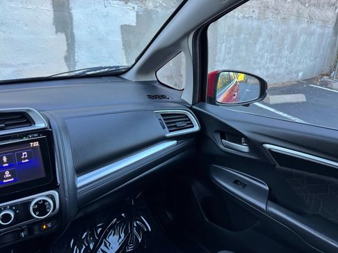Used 2015 Honda Fit EX image 23