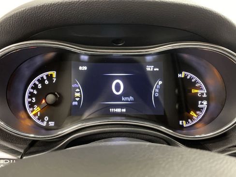 Used 2019 Jeep Grand Cherokee Limited w/ Luxury Group II image 26