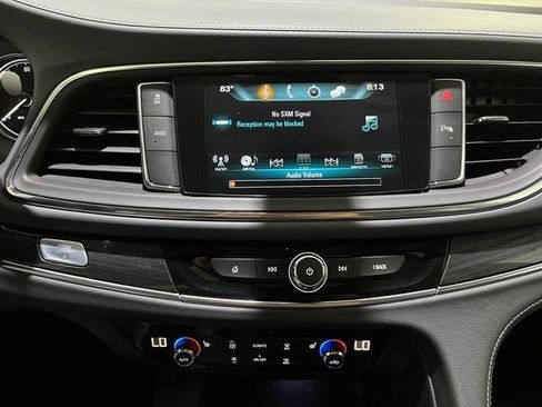 Used 2019 Buick Enclave Essence AWD/4WD image 20
