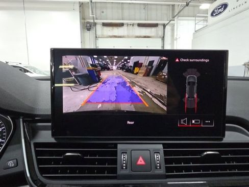 Used 2024 Audi Q5 2.0T Premium image 34
