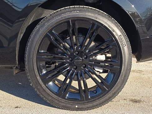 New 2026 Land Rover Range Rover SE image 6