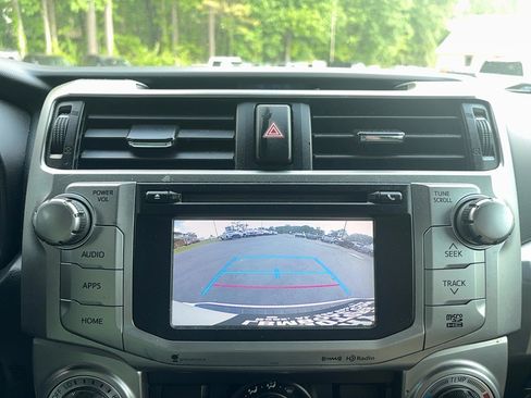Used 2019 Toyota 4Runner SR5 Premium RWD image 28