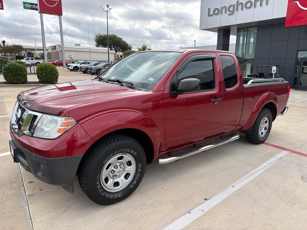 Used 2014 Nissan Frontier S RWD image 2