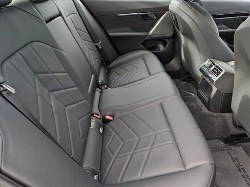 Certified 2024 BMW 530i w/ Convenience Package image 20