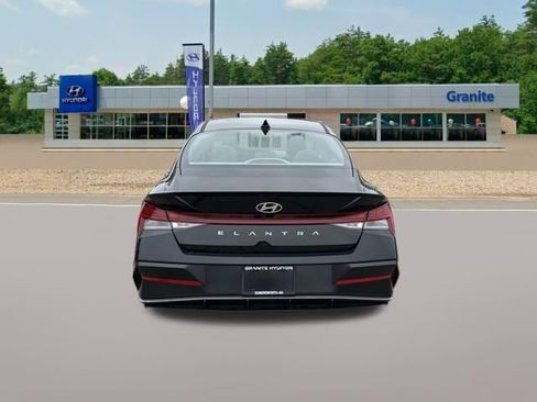 New 2026 Hyundai Elantra SEL Sport Premium FWD image 5