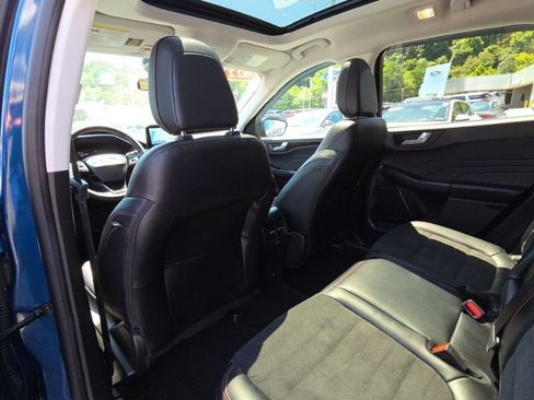 Used 2022 Ford Escape SEL w/ SEL Stealth AWD Package image 20