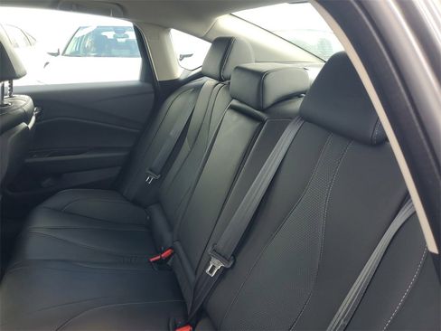Used 2025 Acura TLX w/ Technology Package image 14