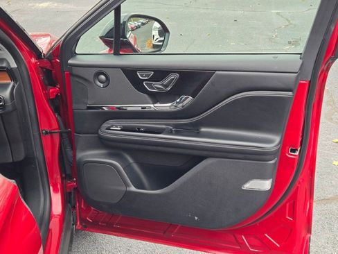 Used 2020 Lincoln Corsair Reserve w/ Elements Package image 4