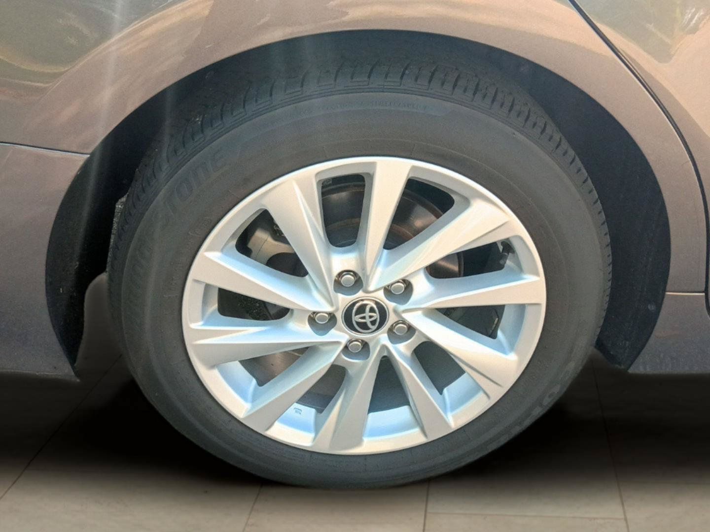 Used 2024 Toyota Camry LE w/ Convenience Package FWD image 14