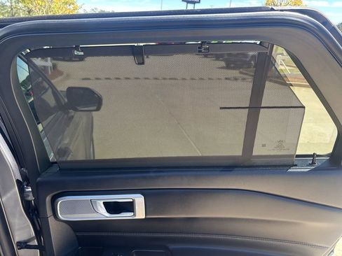 Used 2022 Ford Explorer Limited w/ Equipment Group 301A image 50