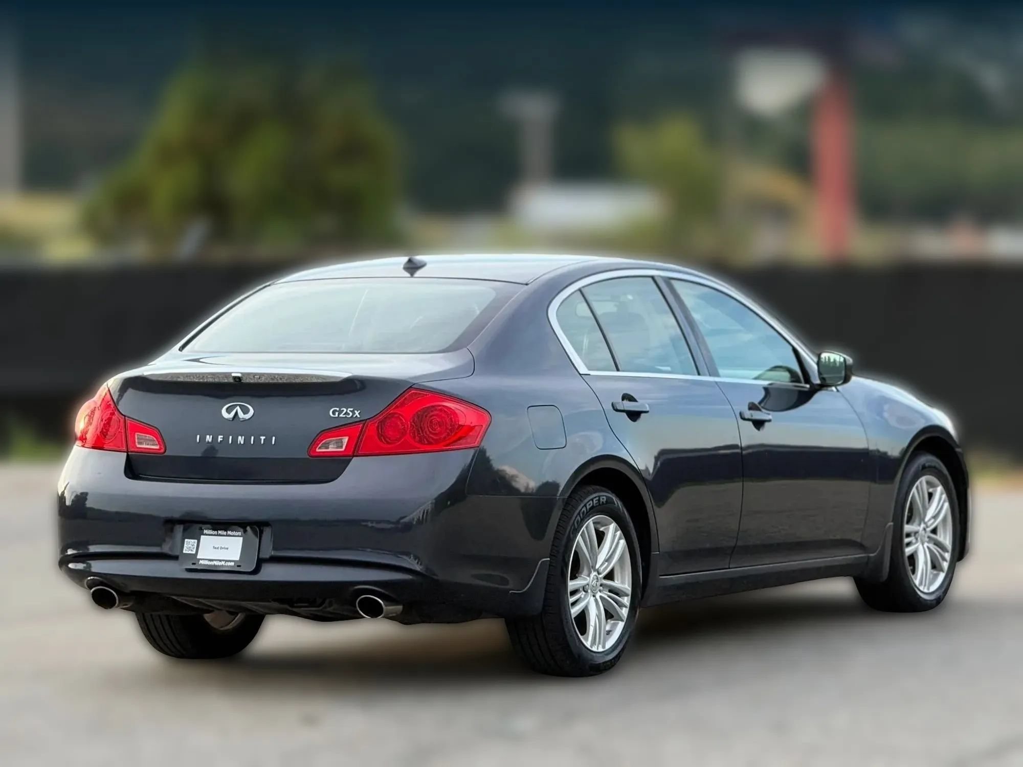 Used 2011 INFINITI G25 x w/ Moonroof Pkg AWD/4WD image 9