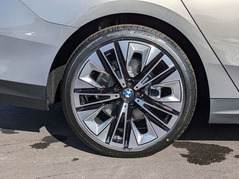 New 2026 BMW 530i RWD image 28