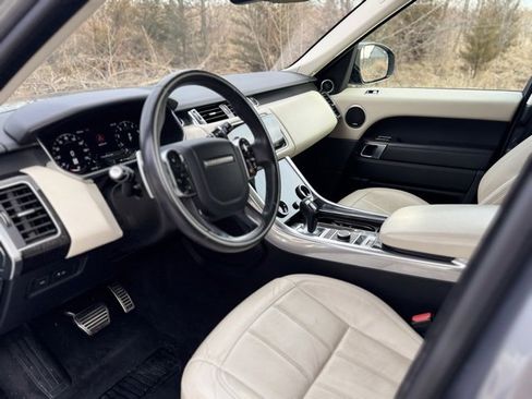 Used 2020 Land Rover Range Rover Sport HSE Dynamic image 10