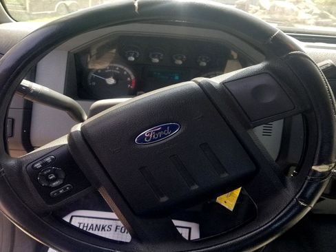 Used 2016 Ford F250 XL image 6