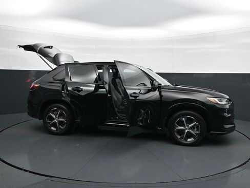 Used 2024 Honda HR-V EX-L image 32